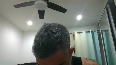 h0nest84 online show from November 2025 07:27:01 AM