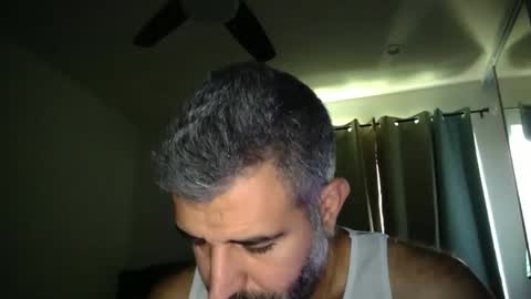 h0nest84 online show from December 2025 06:37:02 PM