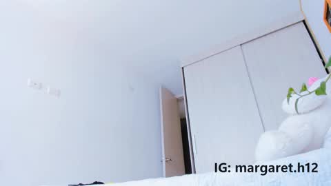 Margareth  Stallion online show from November 2025 05:12:01 PM