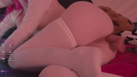 Snapshot of h2h0e chatting on March 2026 05:41:02 PM Lana online show from March 2026 05:41:02 PM