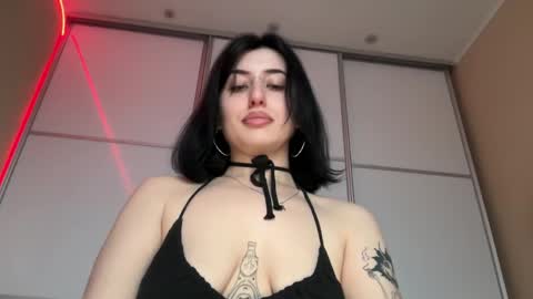Helga online show from May 2026 04:16:01 PM