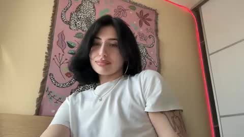 Snapshot of h3l9a_pataki chatting on June 2026 02:50:02 PM Helga online show from June 2026 02:50:02 PM
