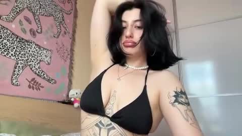 Snapshot of h3l9a_pataki chatting on July 2026 04:13:01 PM Helga online show from July 2026 04:13:01 PM