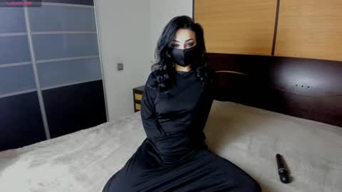 Linda online show from December 2024 02:25:01 AM
