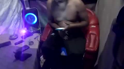 hackerbtc11 online show from October 2025 02:42:01 AM