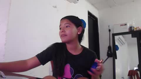 hadesmit1 online show from April 2026 10:32:01 PM