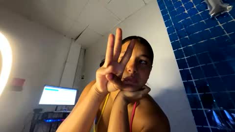 hadesmit1 online show from June 2026 02:33:01 PM