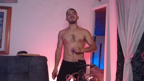 HADEZ online show from November 2025 12:02:01 AM