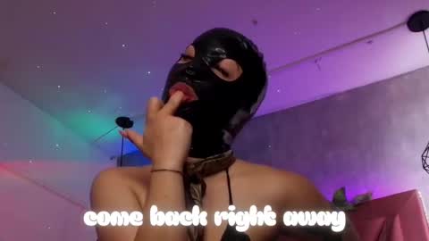 Haely online show from November 2025 11:11:01 AM