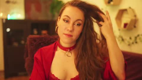 hahayessihaveone online show from December 2024 07:41:02 PM