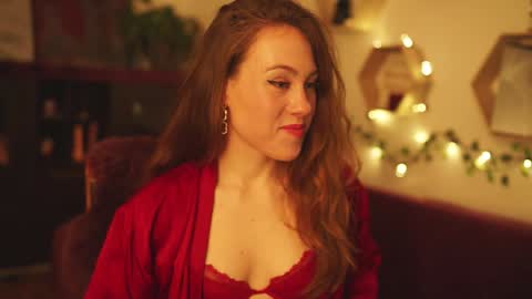 hahayessihaveone online show from January 2025 09:45:01 PM