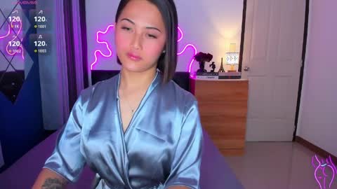 Snapshot of hailee_delevinge chatting on April 2026 11:48:01 PM eurasian girl andrea online show from April 2026 11:48:01 PM