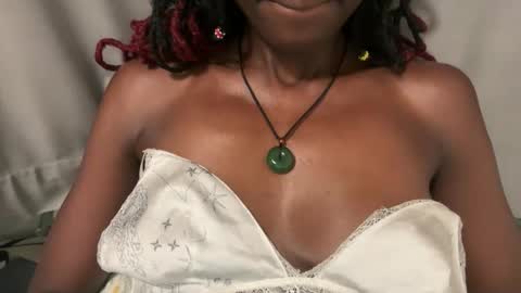 Snapshot of hailey_26 chatting on November 2025 04:06:01 PM hailey_26 online show from November 2025 04:06:01 PM