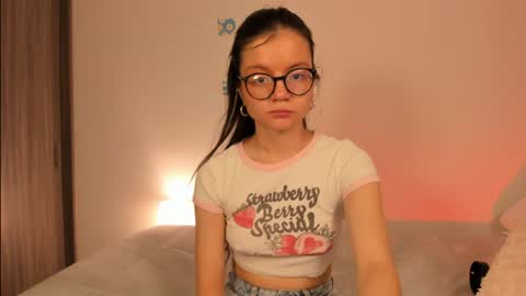 Snapshot of hailey_firee chatting on December 2024 04:18:02 AM Hailey online show from December 2024 04:18:02 AM