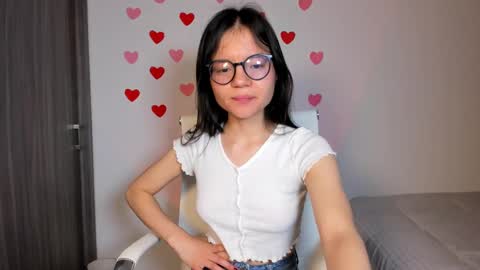 Snapshot of hailey_firee chatting on March 2025 12:53:01 AM Hailey online show from March 2025 12:53:01 AM