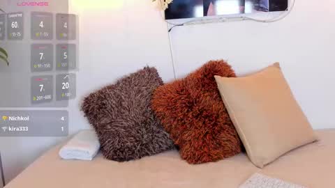 Hailey Thompson online show from November 2025 10:52:01 PM