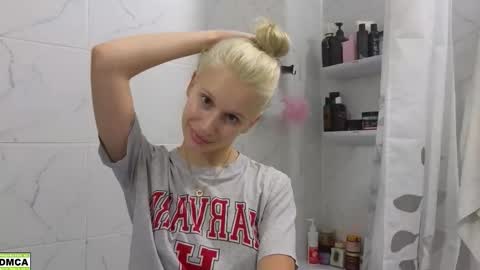 hailey_would online show from September 2025 09:31:02 PM