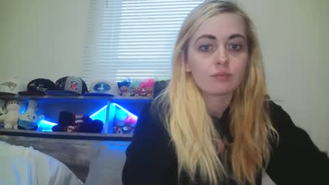 Hailey and d online show from March 2025 11:24:02 PM