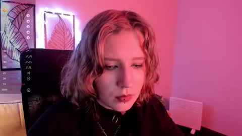 Hailey online show from November 2025 08:58:02 AM