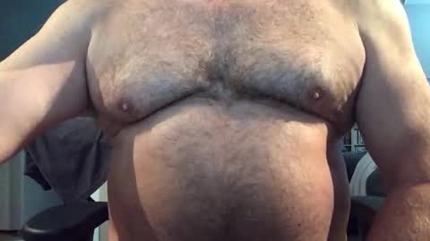 Snapshot of hairbear5 chatting on June 2026 02:09:01 PM Bruce online show from June 2026 02:09:01 PM