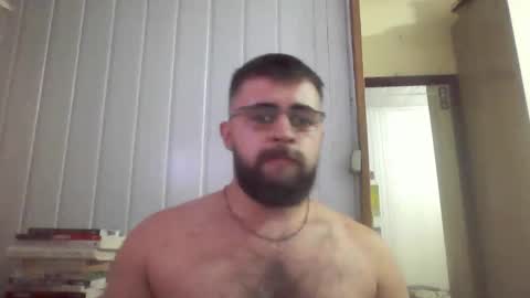 Snapshot of hairy_man_69_ chatting on February 2025 01:47:02 AM horny online show from February 2025 01:47:02 AM