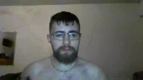 Snapshot of hairy_man_69_ chatting on September 2025 12:54:02 AM horny online show from September 2025 12:54:02 AM