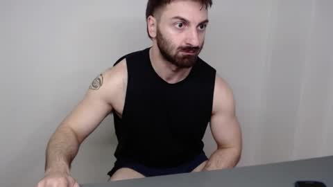 hairy_superman online show from April 2026 03:47:01 AM