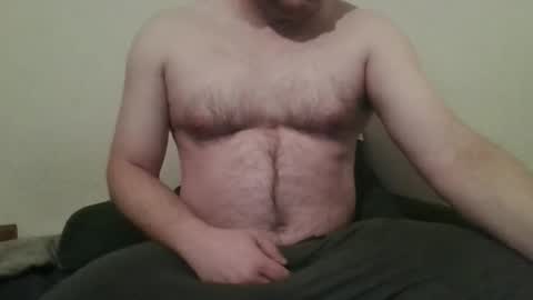 hairychest222141 online show from January 2025 05:18:01 PM