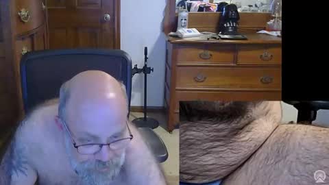 HairyDaddyBear69 online show from September 2025 10:23:01 PM