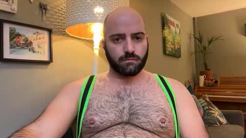 Hairy Guy online show from November 2025 01:43:02 PM