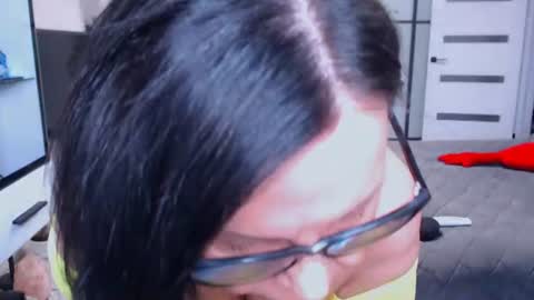 Snapshot of hairypussygranny chatting on June 2026 06:32:02 PM Monika online show from June 2026 06:32:02 PM