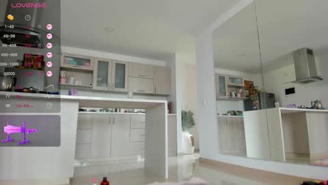 insta Laupalacio777Next stream 01th December online show from December 2024 02:49:01 PM