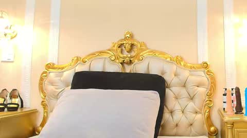 Hallie Stone online show from March 2026 12:21:02 PM