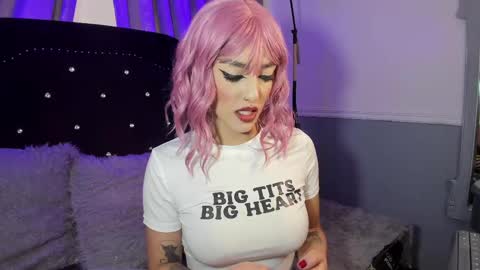 Snapshot of hallsred_rh chatting on September 2025 10:10:02 PM Halls Red online show from September 2025 10:10:02 PM