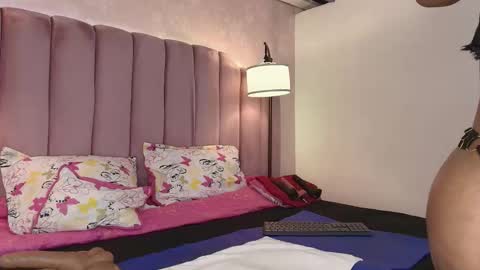  Hally Bans  online show from April 2026 01:59:01 PM