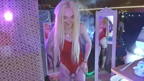 halovalentine online show from February 2025 10:50:01 PM