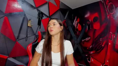 Hana and Zeta online show from November 2025 12:16:01 PM