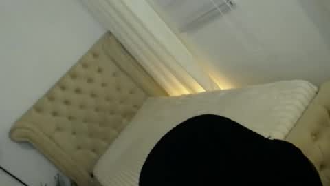 hana_be69 online show from April 2026 10:30:02 PM