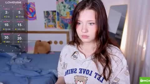 hanahwoods online show from November 2025 02:44:02 AM