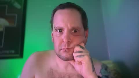 hand_banana_420 online show from October 2025 12:11:02 AM