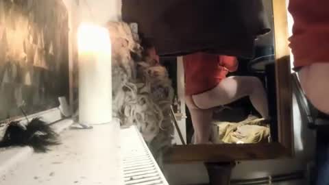 handncocknocum online show from December 2024 08:47:02 PM