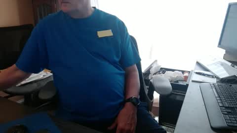 handsome_guy4u online show from April 2026 07:50:02 PM