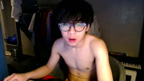 handsome_mannn online show from May 2026 10:50:01 PM