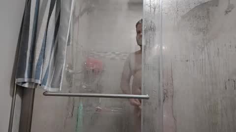 handsomedaddy198923 online show from October 2025 07:14:02 PM