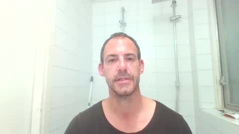 handsomeguy4ever online show from September 2025 08:45:02 PM