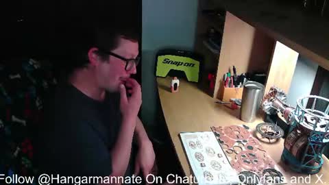 Snapshot of hangarmannate chatting on June 2026 04:26:02 AM Nate online show from June 2026 04:26:02 AM