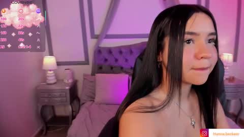 Snapshot of hanna__becker chatting on February 2026 10:14:01 PM hanna online show from February 2026 10:14:01 PM