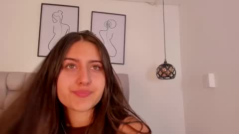 Snapshot of hanna__evans_ chatting on November 2025 12:51:02 PM hanna__evans_ online show from November 2025 12:51:02 PM