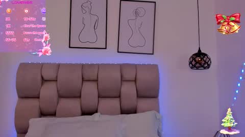 Snapshot of hanna__evans_ chatting on December 2025 12:10:02 PM hanna__evans_ online show from December 2025 12:10:02 PM