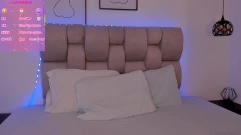 Snapshot of hanna__evans_ chatting on January 2026 12:21:01 PM hanna__evans_ online show from January 2026 12:21:01 PM